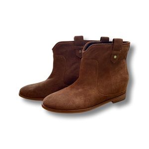 Brown Suede Cole Haan ankle boots, brand new without the box, size 8.5US